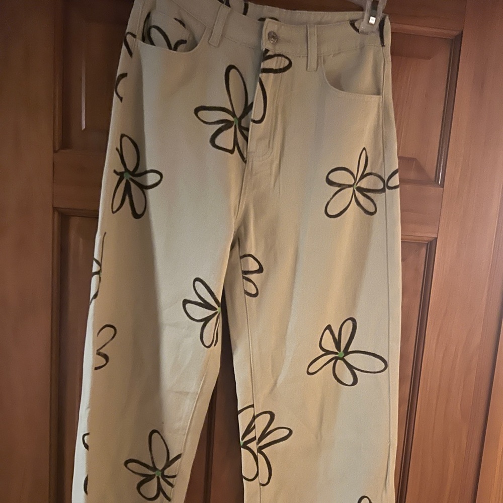 Size six pants from Amazon